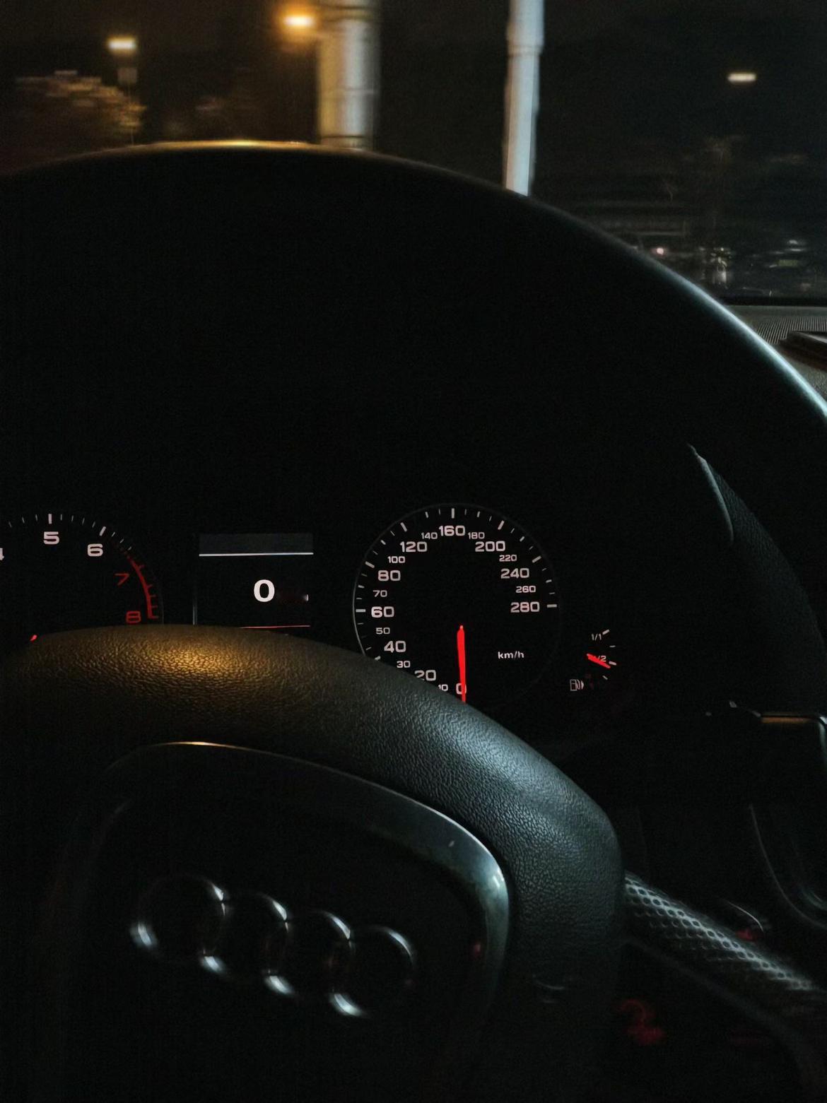 我的今日状态：😁轻松愉快
我这里的天气：❄️下雪