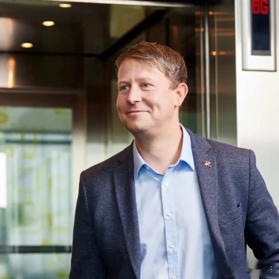 安世CEO访华，网友喊抓人，真相让人沉默

安世半导体的CEO最近来中国了，网上
