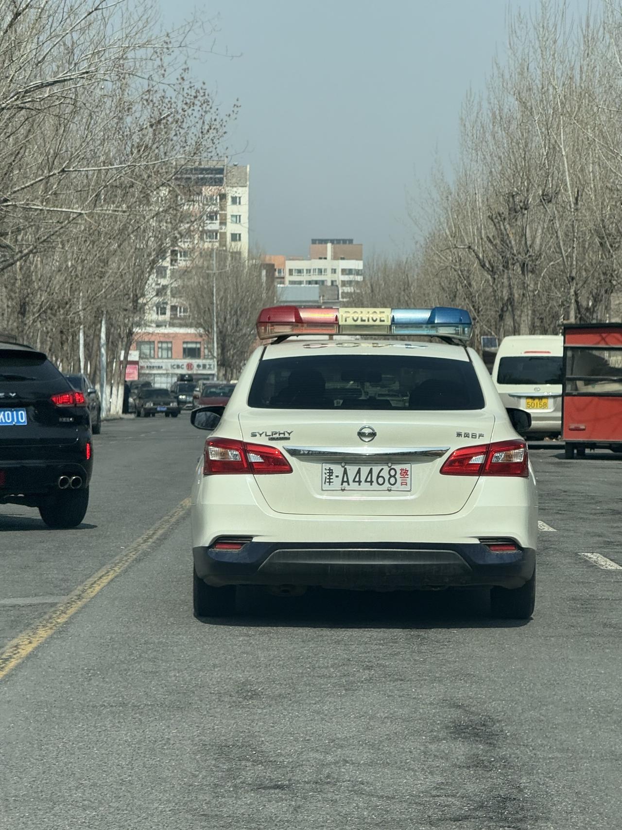 对车颜值的重要性车牌对车颜值的重要性 汽车摄影 车牌颜色