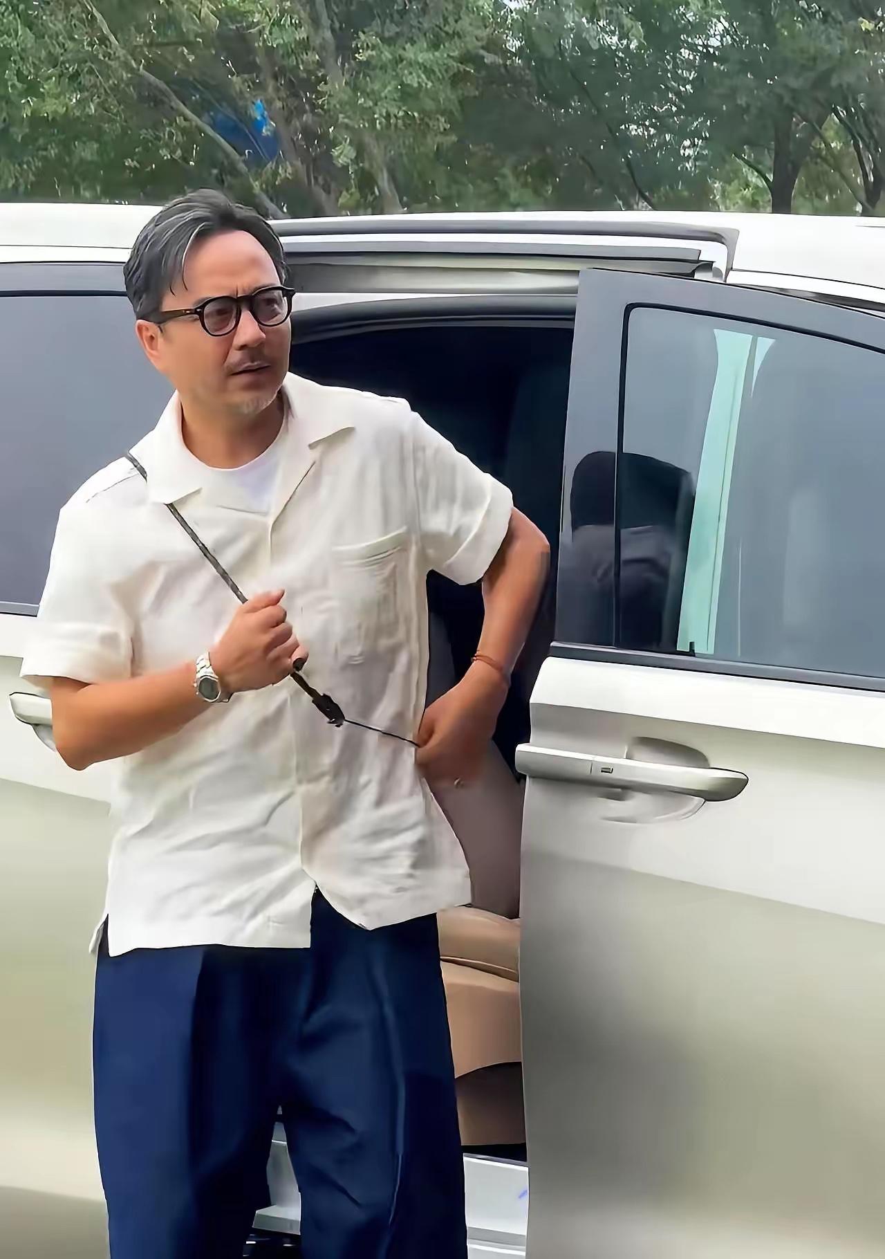 汪涵老师也老了，白头发也有了