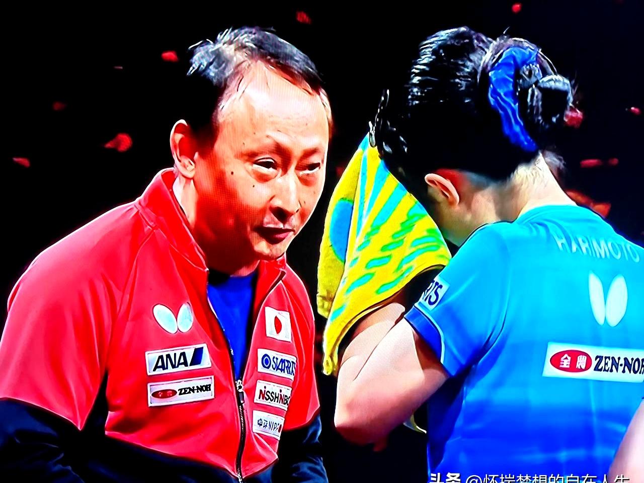 18岁的小丫头，顶着高烧上澳门冠军赛，打完亚运会四个项目，又飞到北京来打大满贯，