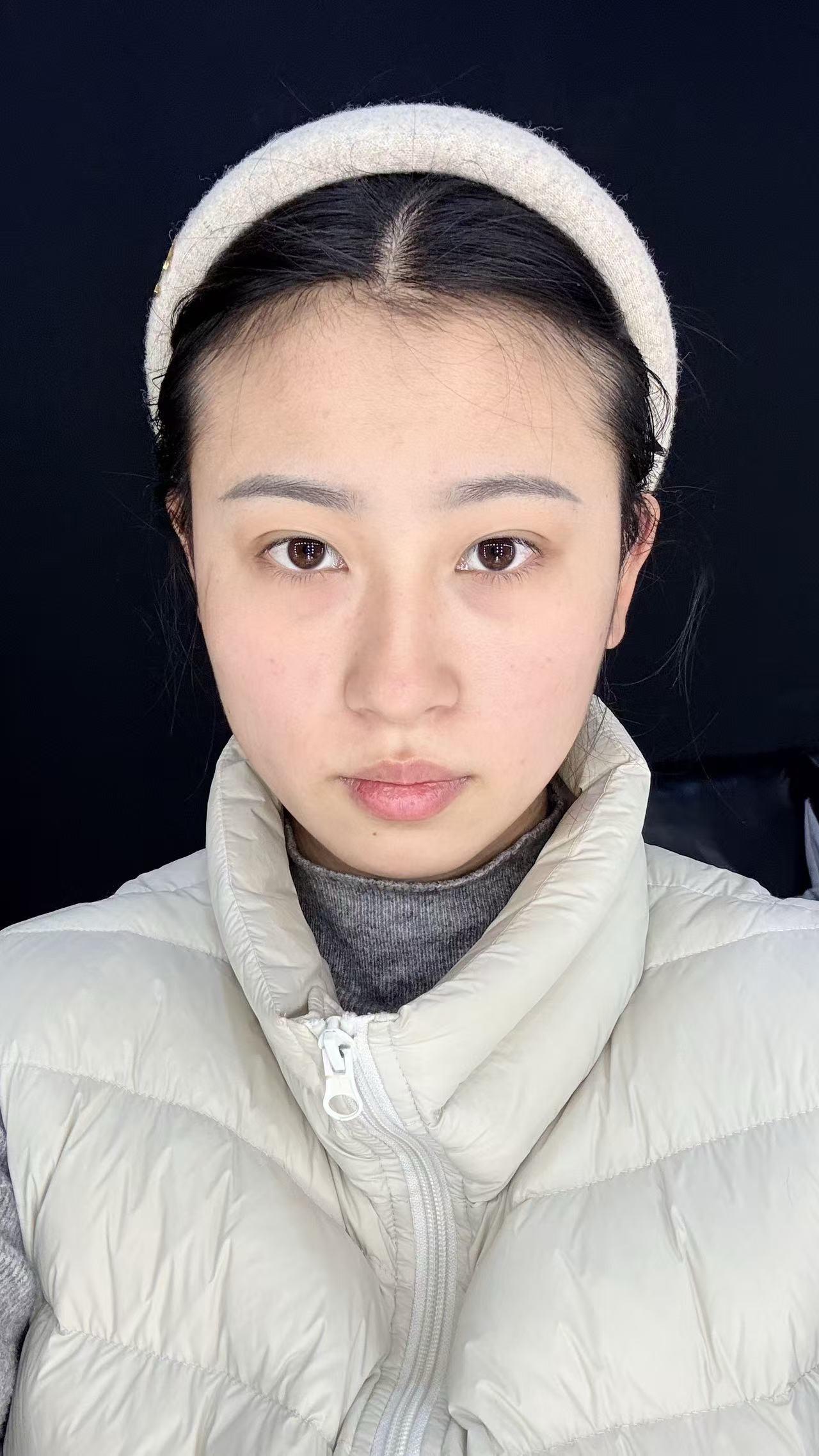 郁金香。