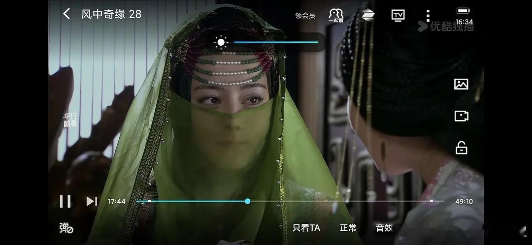 讲真，迪丽热巴在风中奇缘中的这个异域造型挺好看的，胶原蛋白满满，长歌行里的异域造