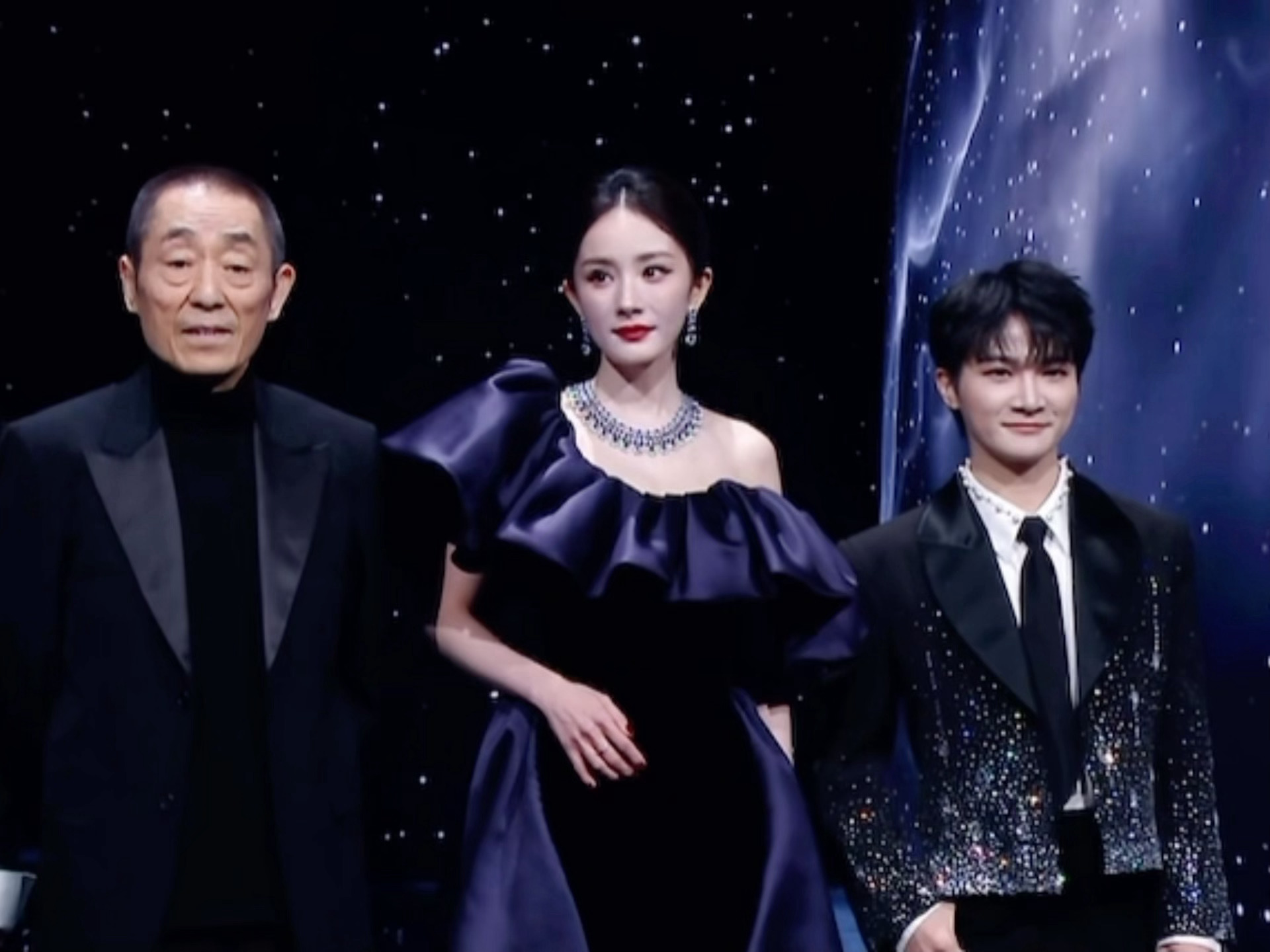 直播镜头扫过杨幂的脸美的药命 杨幂 红唇天才