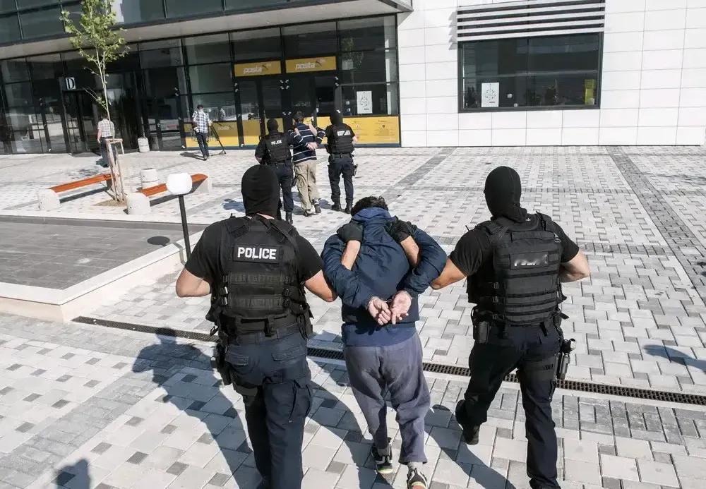 内乱罪特检调查团队编制267人。
尹锡悦是否有再次被拘留调查的可能性？
19日是