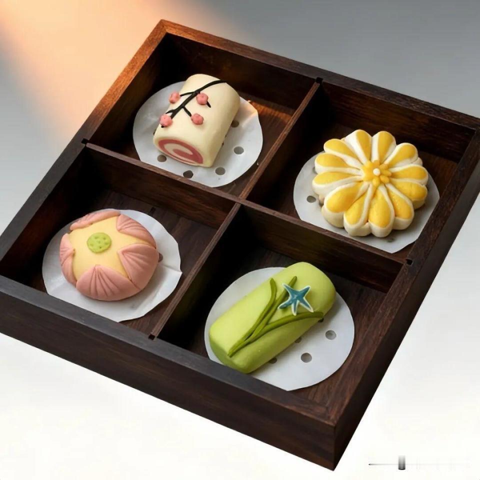 一款叫做“四时芳谱”的馒头，居然能卖到3万块的天价，你敢信吗？
 

一开始我也