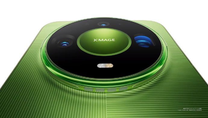 Mate90系列今日发布即开售 Mate90 自带高光魅力 试问谁可以拒绝它呢？