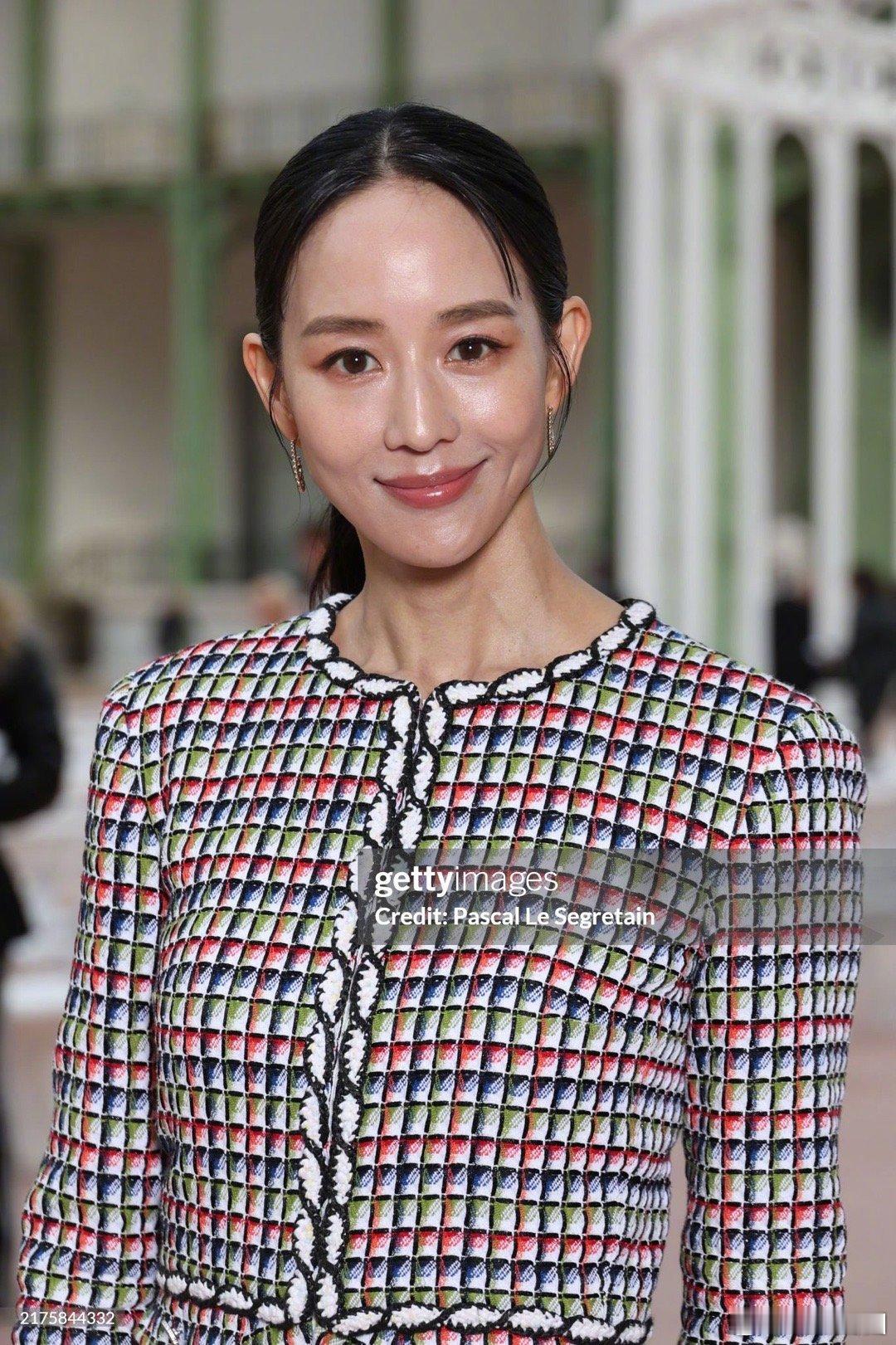 #G社拍的张钧甯生图##张钧甯G社生图状态# G社镜头下的张钧甯，生图状态堪称完