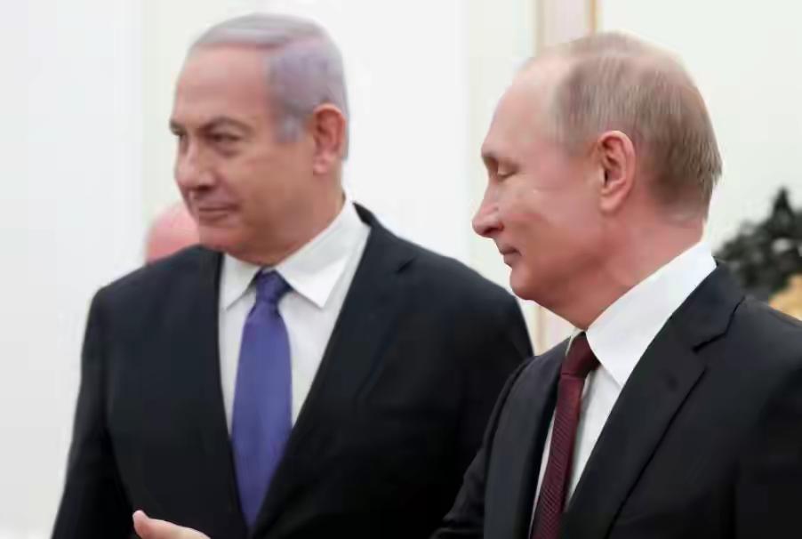 普京牵线以伊止战！特朗普增兵搅局，中东要炸？
 
中东大反转！死对头以伊借普京签