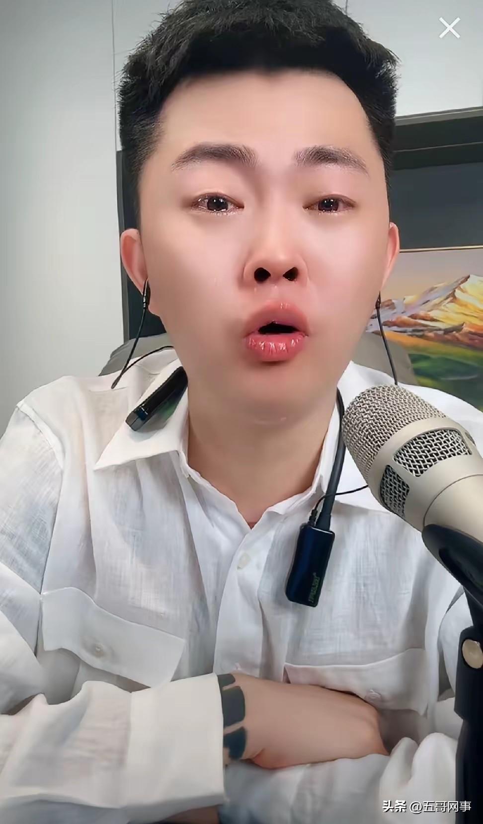 巴扎黑的粉丝讨伐小冠军，小冠军的评论区沦陷了……巴扎黑又立人设发文请粉丝们刀下留