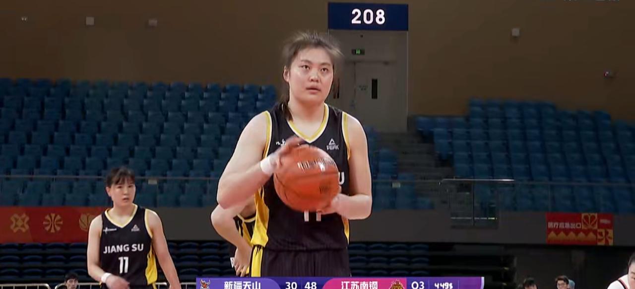 3月5日下午，WCBA俱乐部杯继续进行，江苏南钢女篮以79比59战胜新疆天山女篮