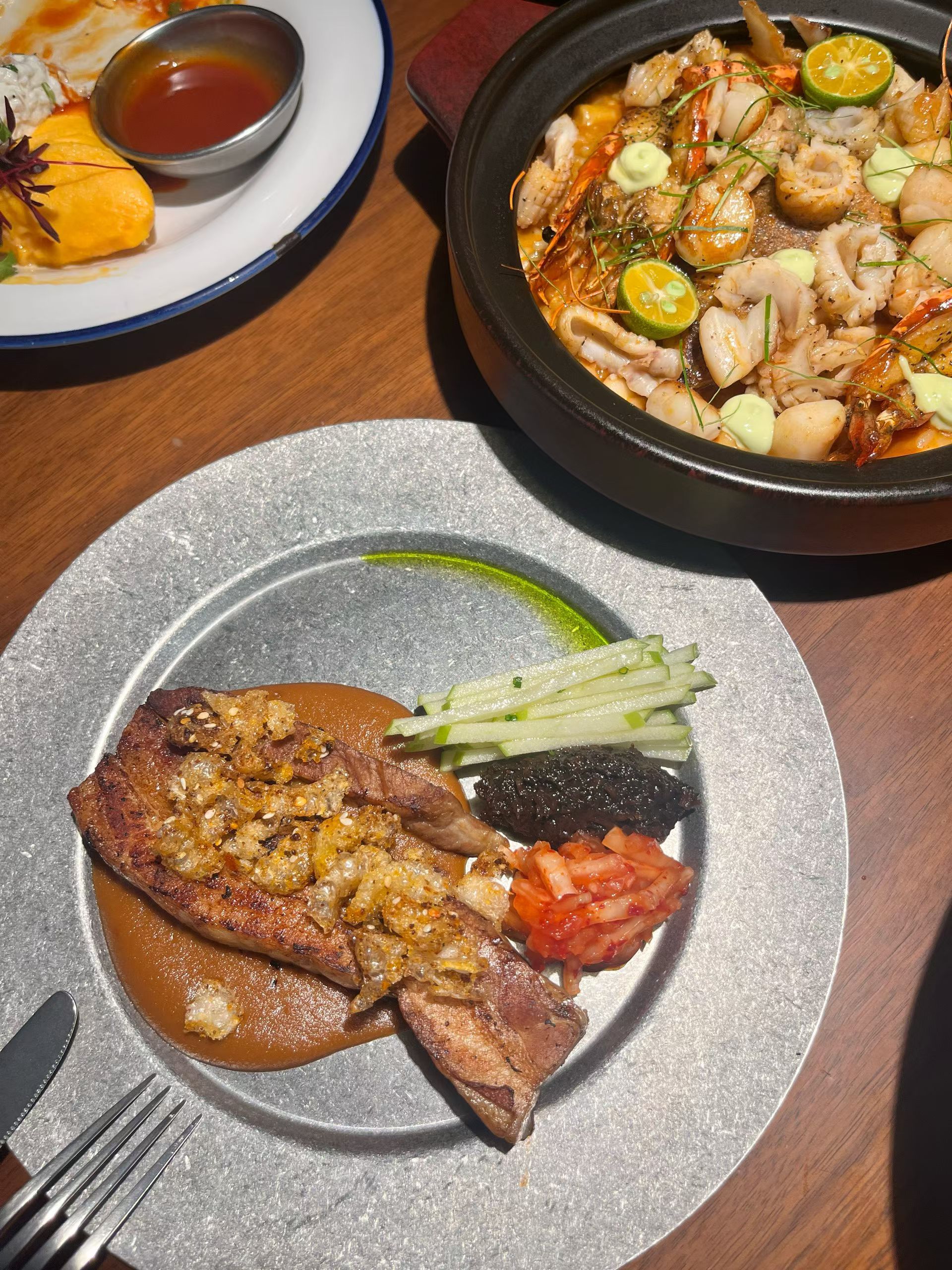 饭局越来越多了。。。救命。。。健身人最怕的就是各种饭局，吃么觉得负担重，不吃又觉