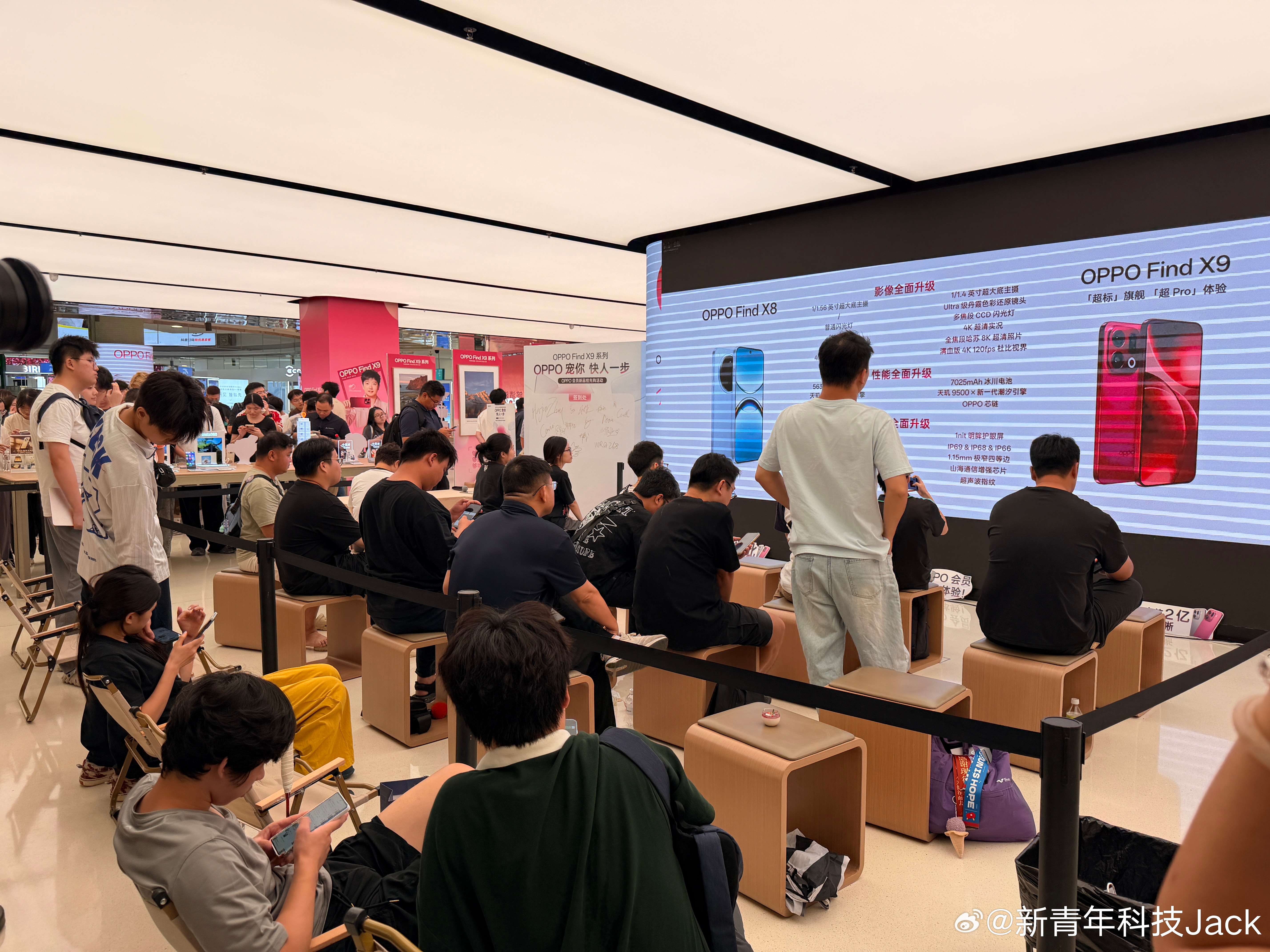 OPPOFind X9销量真猛啊，从线上和线下火爆程度来看，这次Find X9板