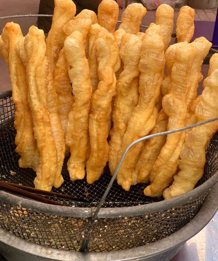 城里的光，乡下的风🍃日子一半烟火，一半清欢在城市里认真生活，在乡野里慢慢治愈