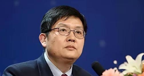 中方此前发布提醒，呼吁民众谨慎赴日，可复旦大学冯玮却公开鼓吹中国学生赴日留学，还