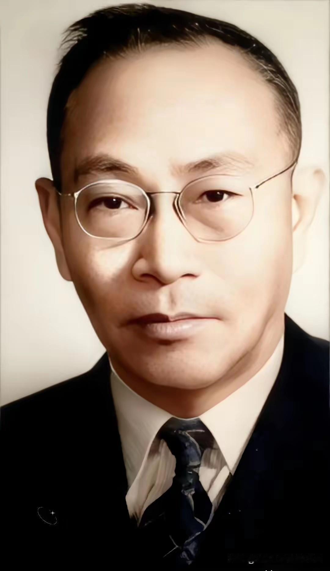 1941年，西方把青霉素列为军事机密，中国老百姓和军人伤口发炎红肿后，往往因为没