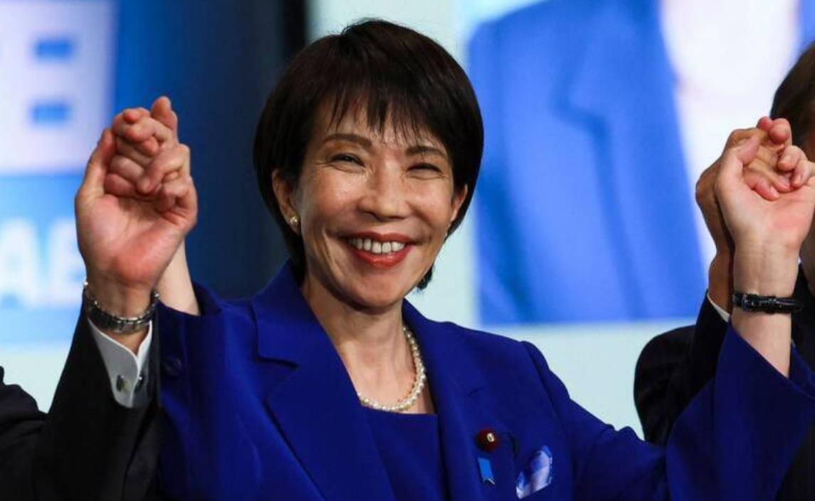 6国配合日本共同反华，中方停签合同掐住七寸，高市：无法容许！中方反制的第三拳来了