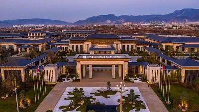 昭通唯一一家白金五星级酒店，昭通温德姆至尊豪庭大酒店。酒店2019年开业，总投资