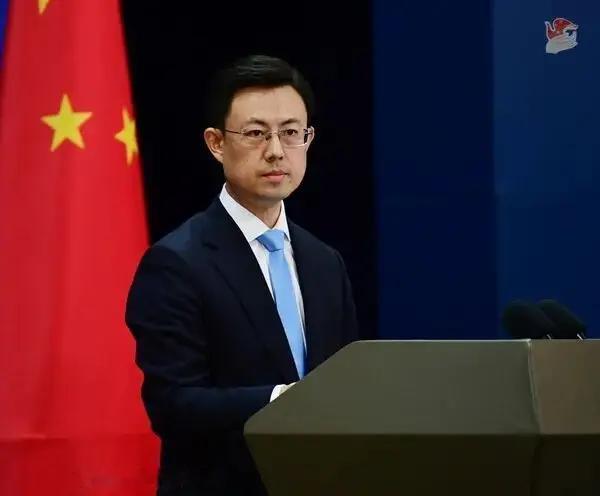欧盟跳出来表态了。7月2号，欧盟发言人公开发表声明，说对咱们这部法律的域外适用深