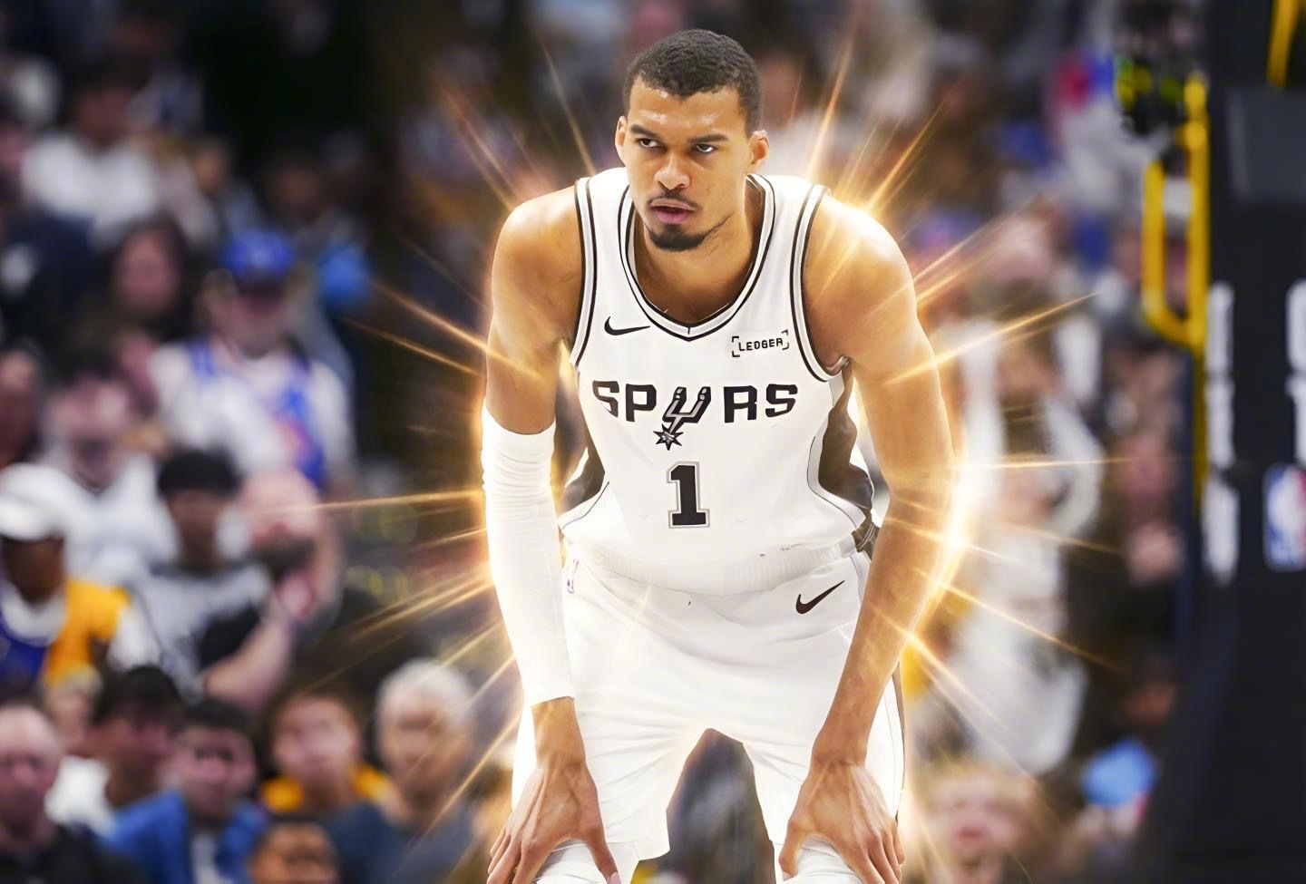 文班亚马全票当选DPOY，获得了所有的100张第一选票，成为自1982-83赛季