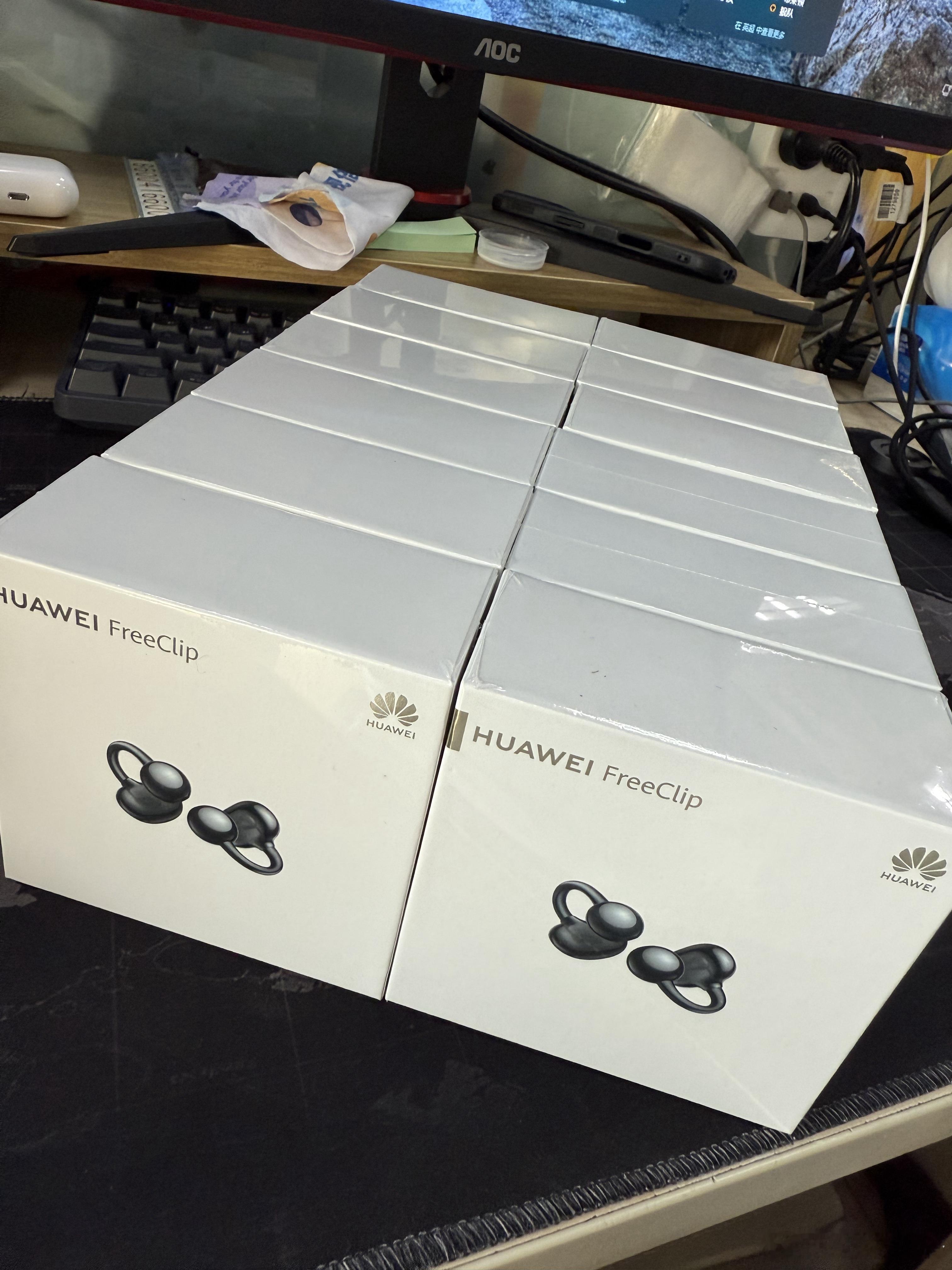 忽略掉我杂乱的桌面，大老爷们没时间收拾[doge][doge][doge] ​​