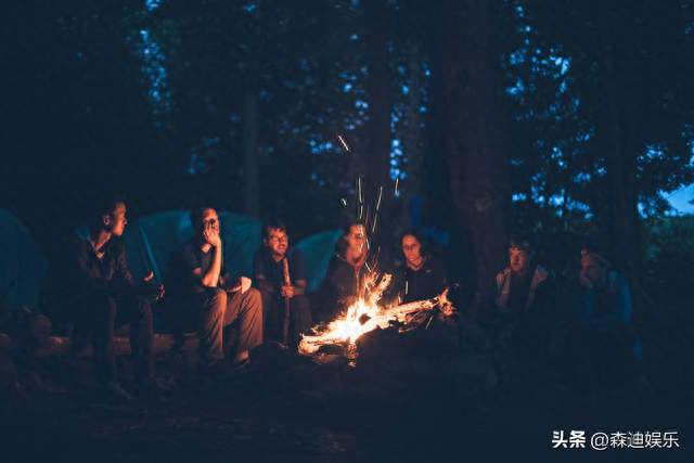《后会友期》把四对旧友请上高原列车：这趟车能聊开吗？