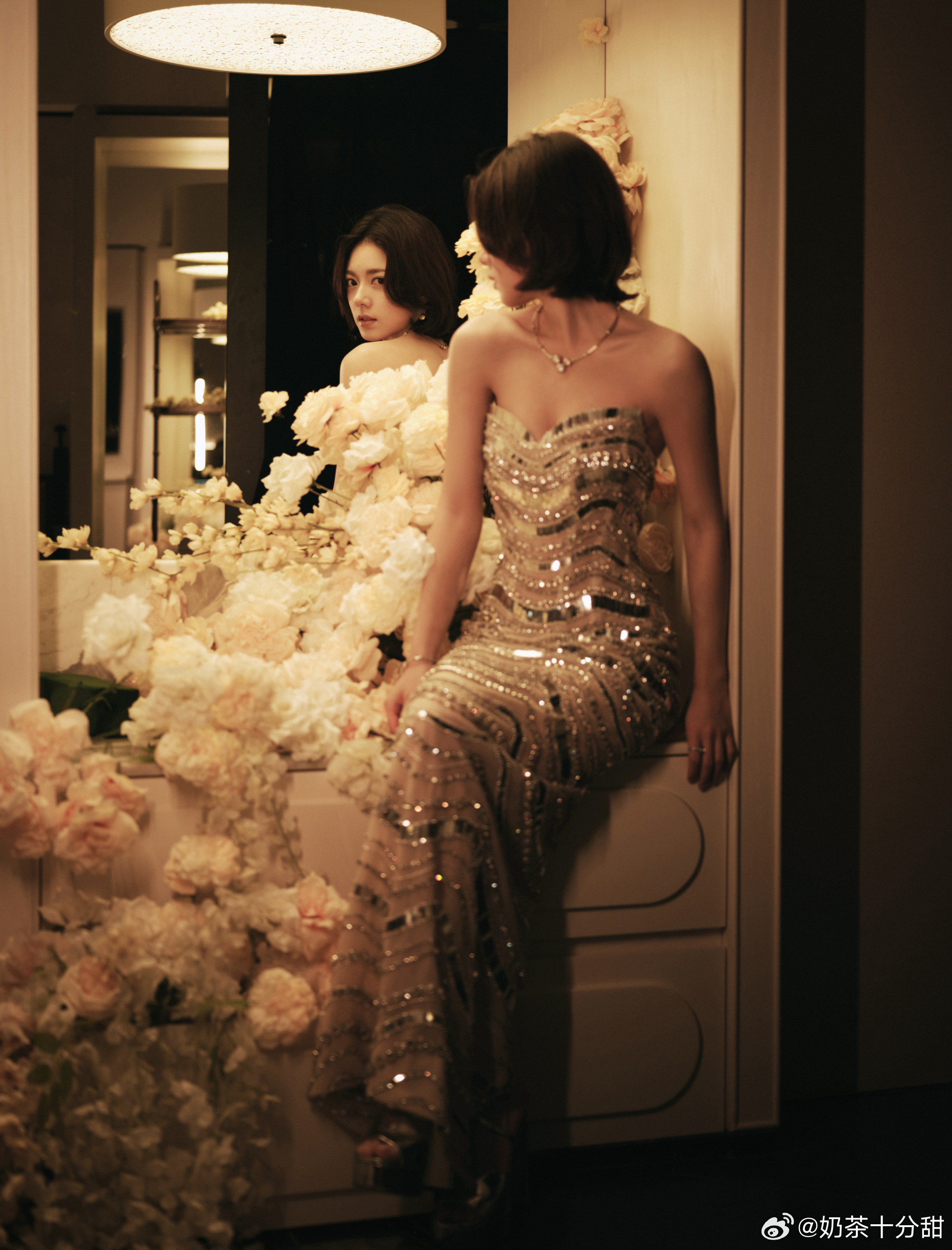 赵今麦｜娇兰活动 造型大片揭晓 ！娇兰护肤大使身穿 HACCHIC 2026 春