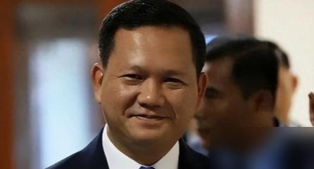 果不其然。

柬埔寨新首相洪玛奈最近动作挺大，从经贸到军事，又是谈关税减免，又是