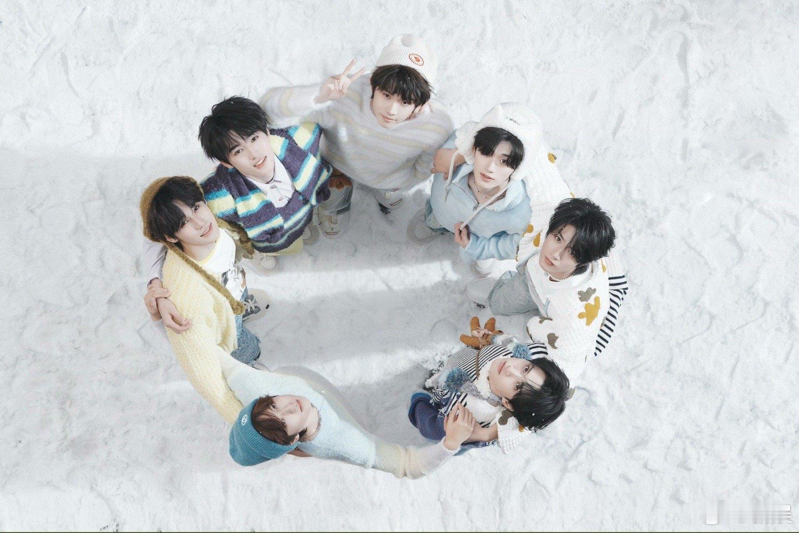 时代少年团每片雪花都有意义时代少年团五周年演唱会冬日主题海报🈶!哥几个韩剧男主