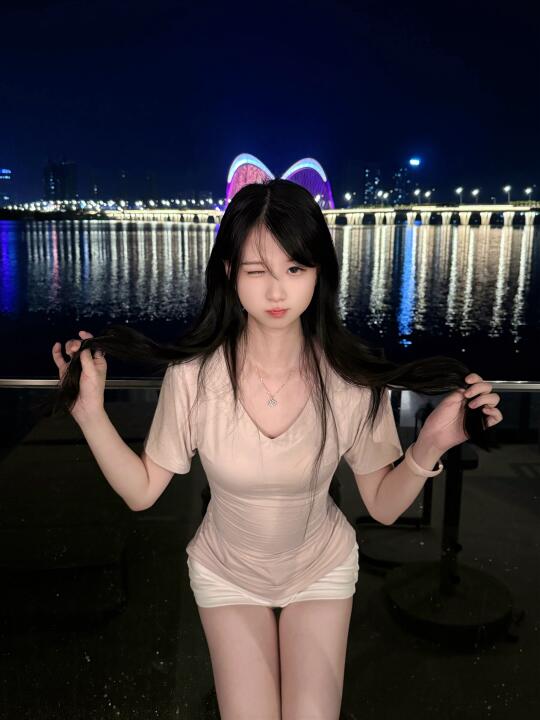 在南昌拍到猫耳朵大桥啦