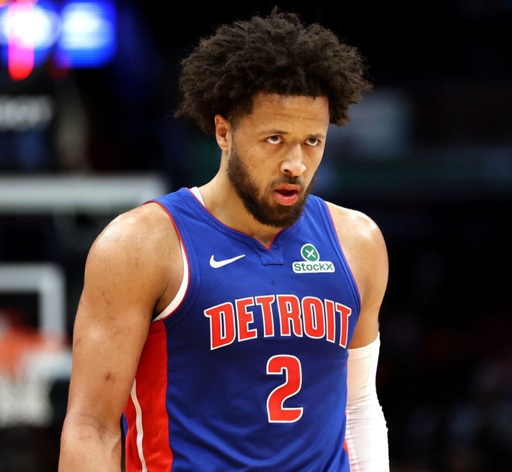 活塞宣布坎宁安因为气胸至少再缺席一周，一周后复查。那时候活塞只剩最后2场常规赛，