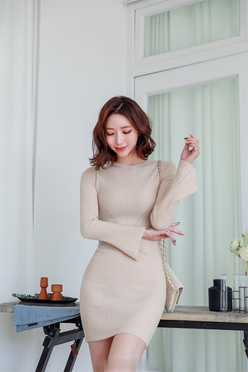 原来世界上真的没有什么是永远。一段友情，离开了就淡了。一段爱情，分离了就散了。珍
