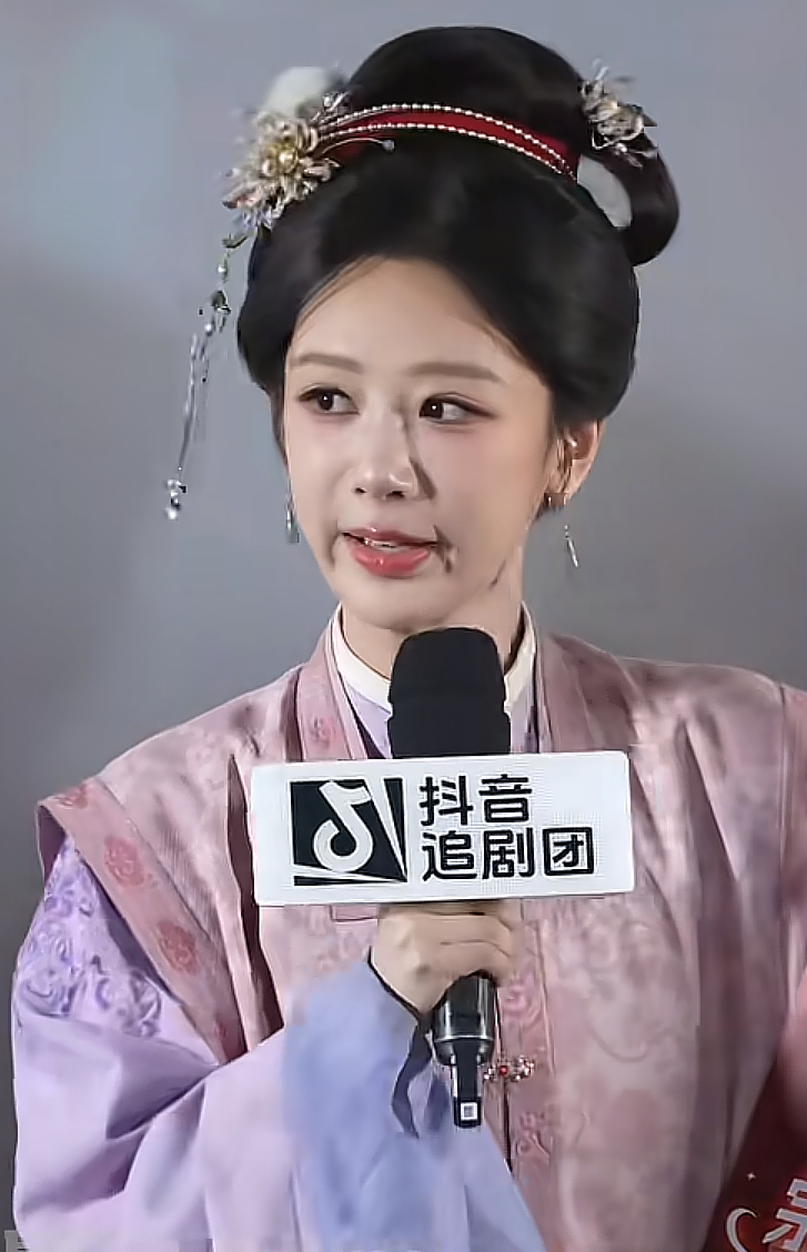 杨紫李祯这个家我接了 一句“这个家，我接了”，道尽李祯的孤勇与担当✨家族蒙冤、父