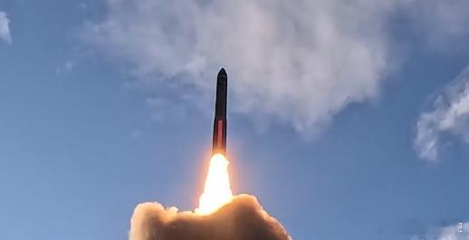 8月28日，俄军在普列谢茨克发射场打了一枚实弹。弹头精准落在了堪察加半岛的靶场。