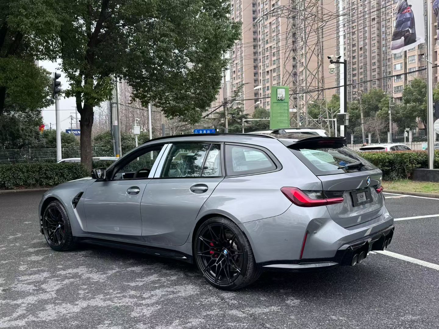 稀缺资源 ➕准现车  宝马M3T  9439  摩天灰/银石 2026 4月产 