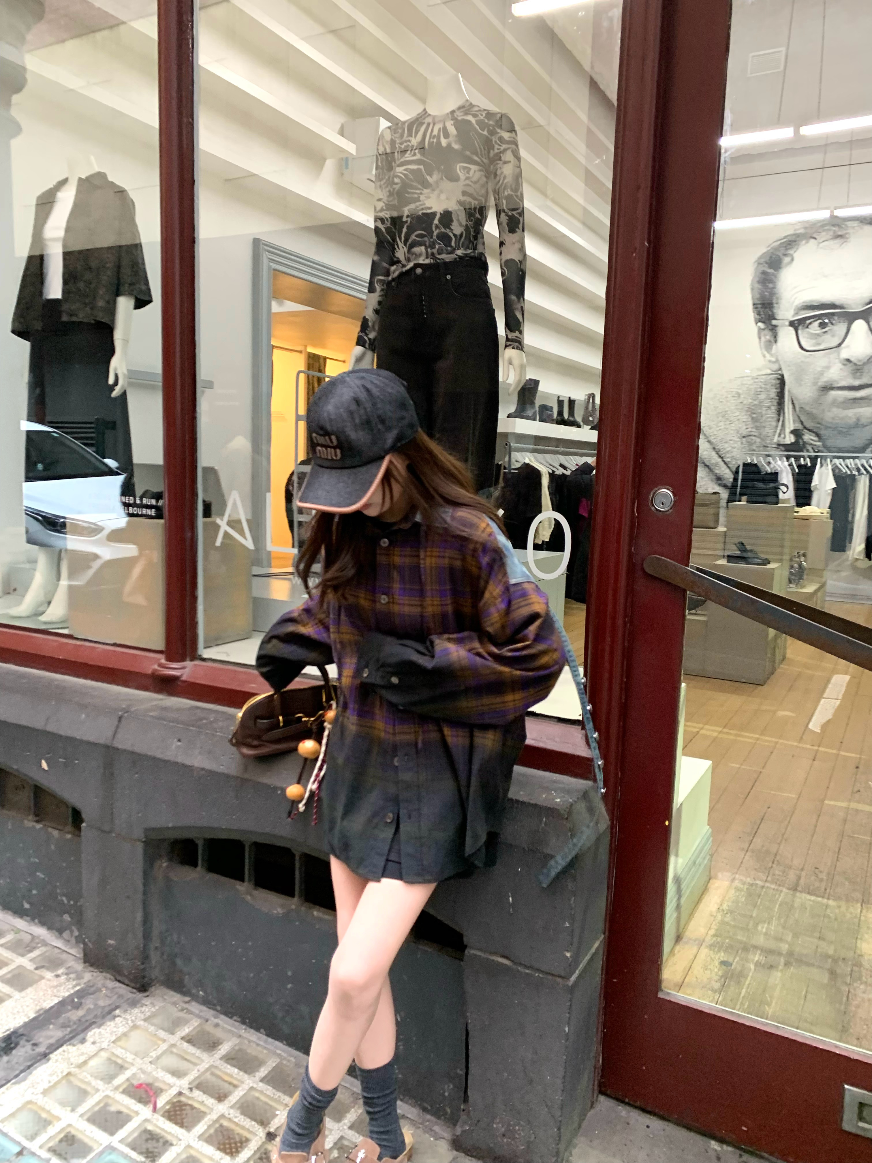 日常爱穿的!  这个颜色很衬肤 松弛的格子衬衫每年都要来一件  song一位🎡