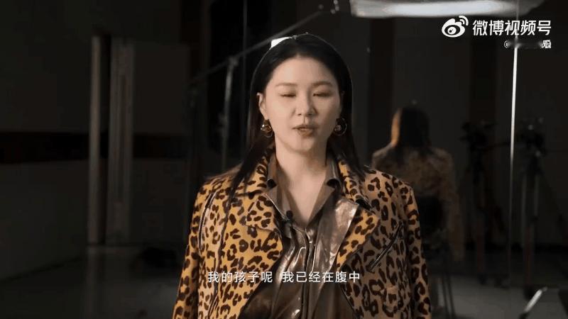 #金靖舒奕橙在一起四年多了#原来都在一起四年多了，看得出来姐真的很幸福[哇]不过