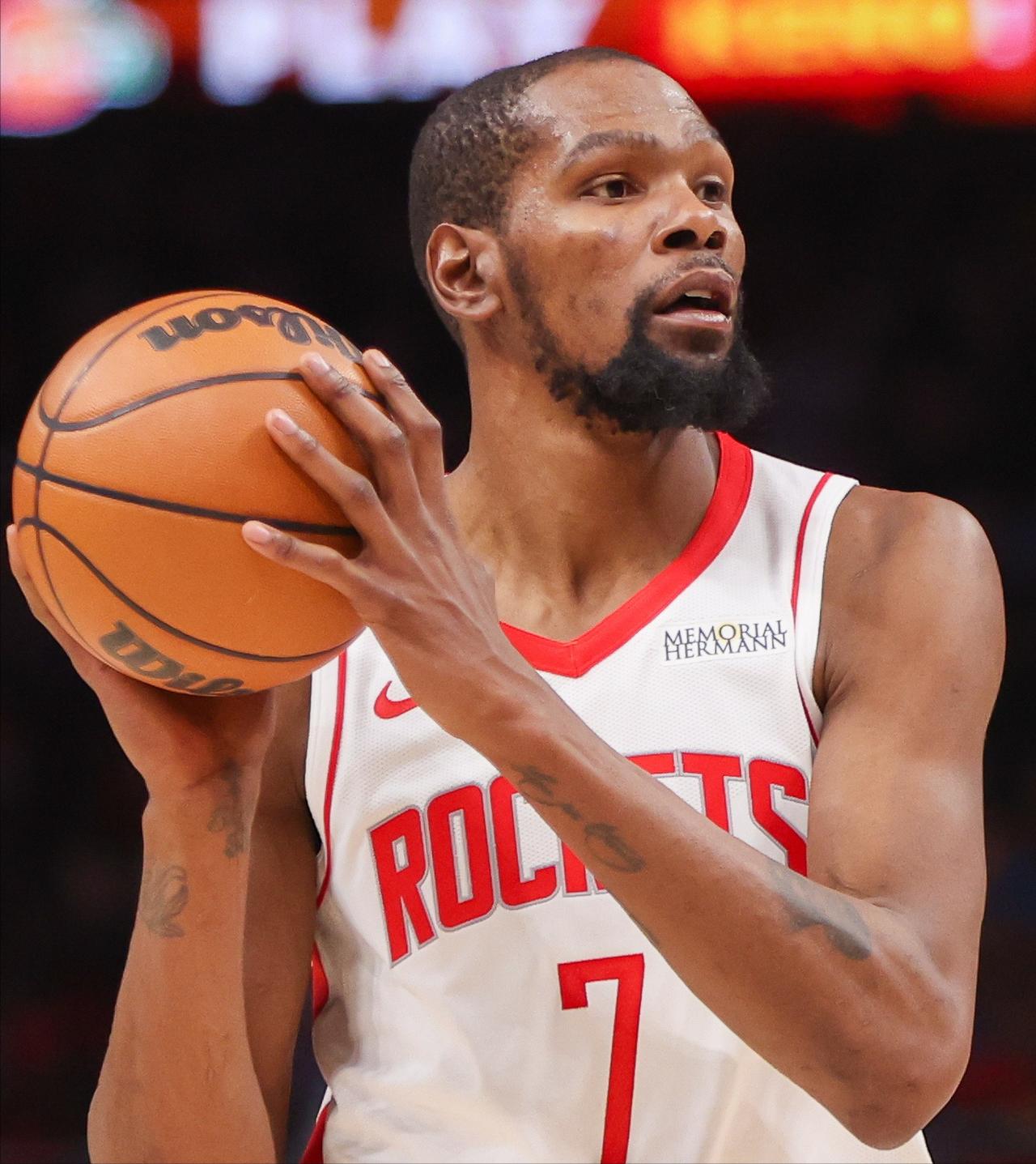 打湖人第一场：杜兰特上半场16分，下半场2分
打湖人第二场：杜兰特上半场2分，下