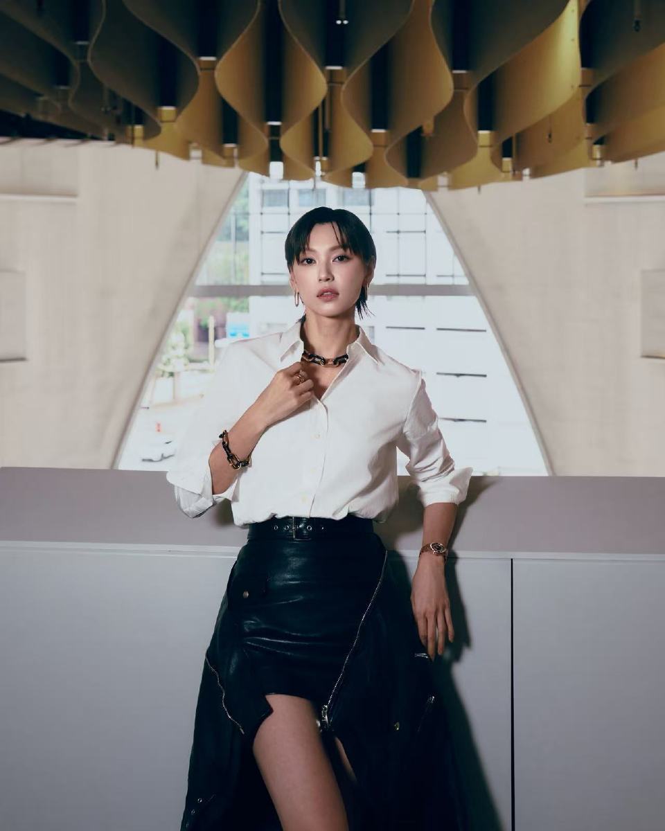 王丹妮说人从来都有得选  王丹妮发文感恩观众偏爱角色阮若兰，用心诠释每一份人物底