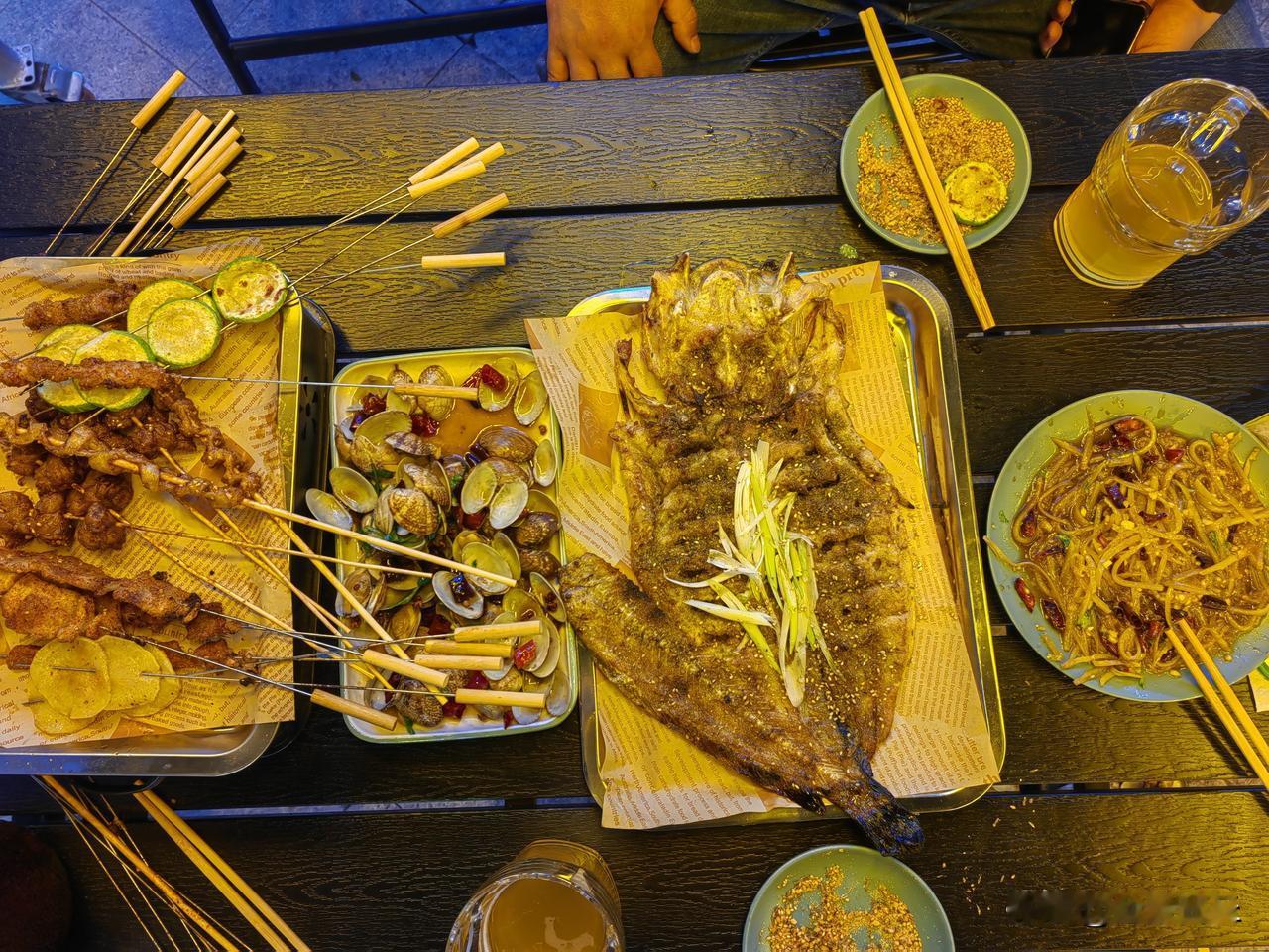 微风，啤酒，朋友。