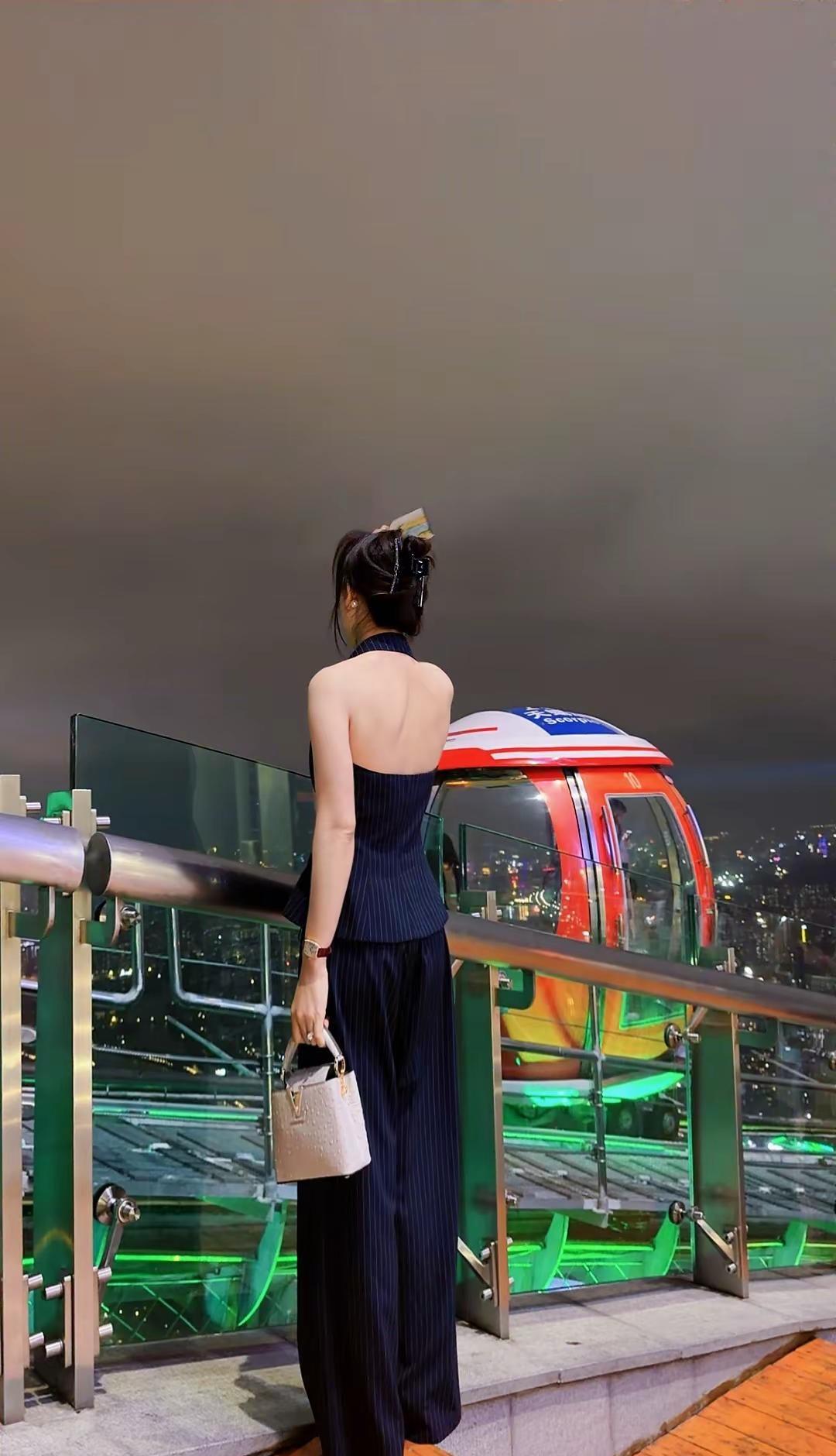 忙里偷闲～来吹吹珠江的晚风～广州小蛮腰打个卡✌️