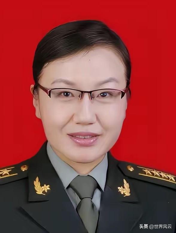 我相信一定是有叛徒在我们中间，不然仅仅以中国女人头脑，怎可能算出我们的飞行路线？