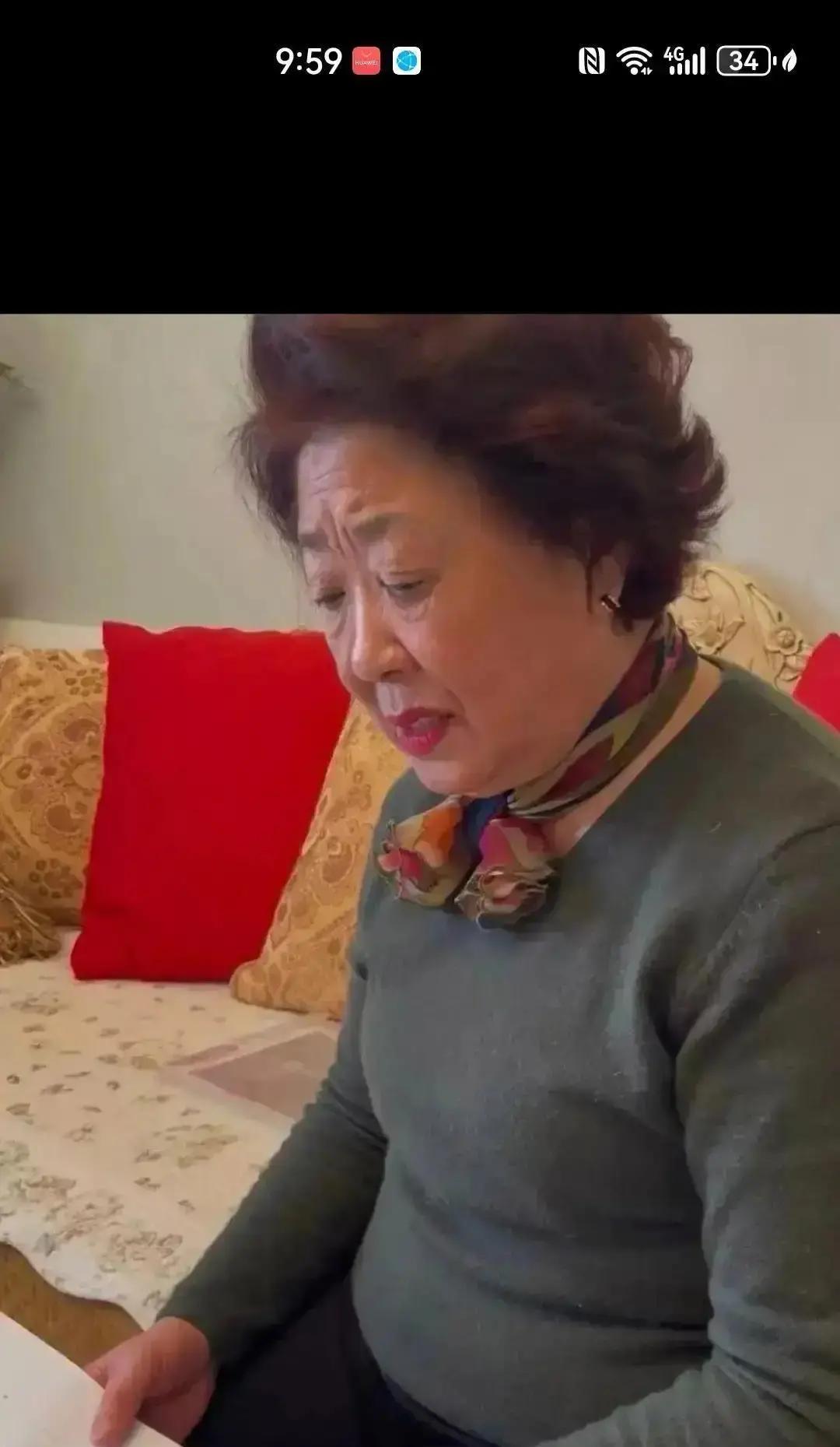 庞叔令和徐莺这对昔日黄金搭档，因为一条控诉剪辑彻底撕破脸。
徐莺发片暗示庞叔令独