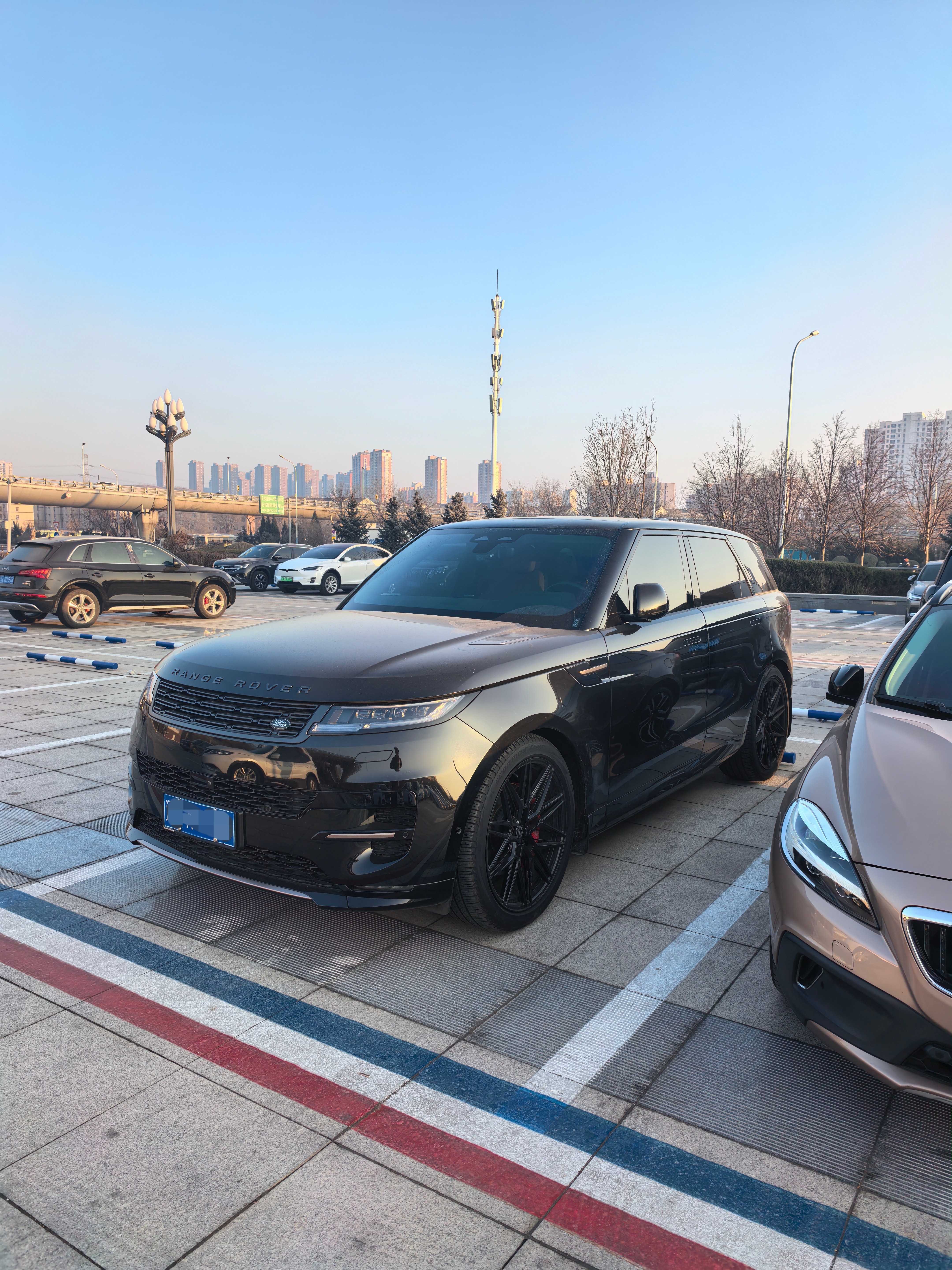 黑色揽运真是漂亮车主选这轮毂配的也好