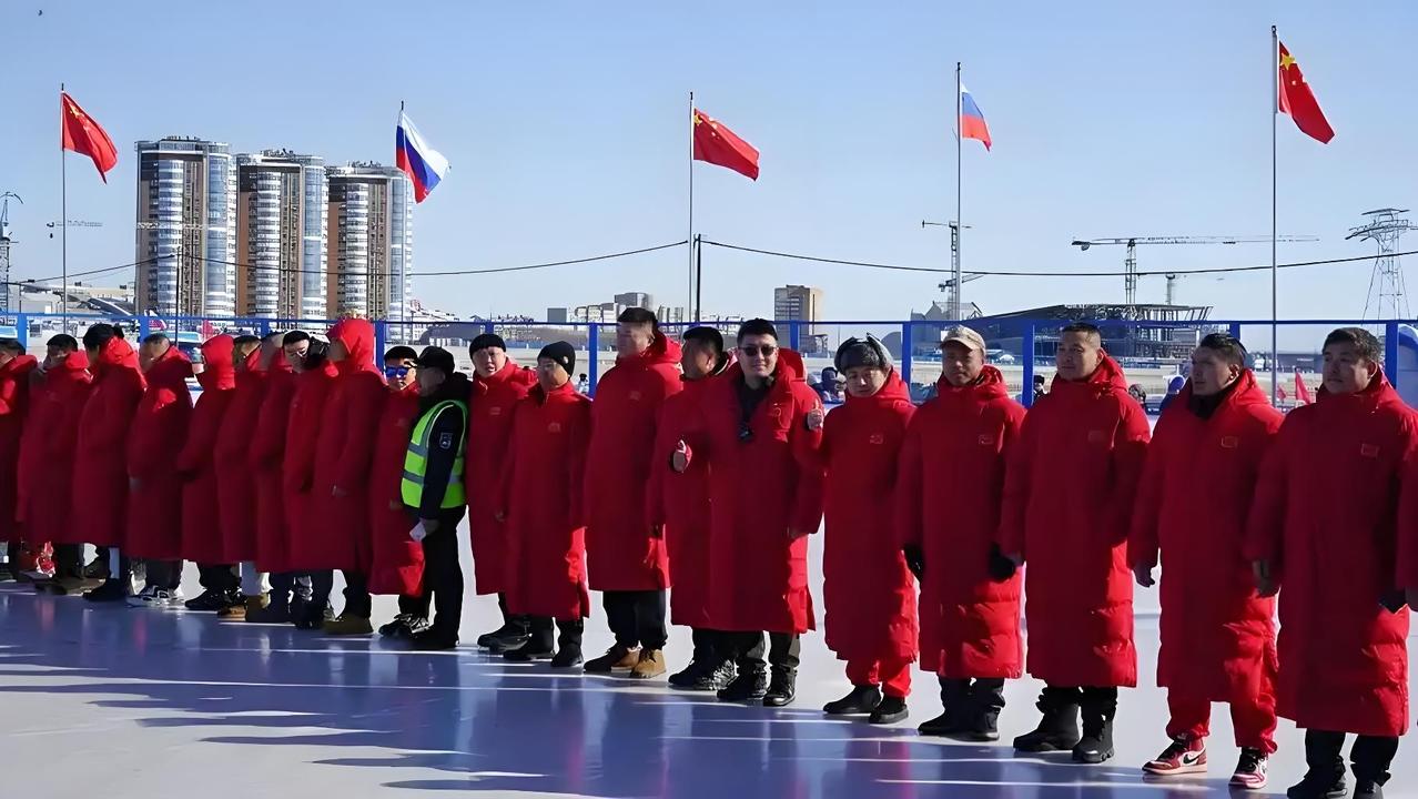 中国顶着压力帮俄罗斯，不需要感恩戴德，只需要未来不要背后捅刀就行。

纵观全世界