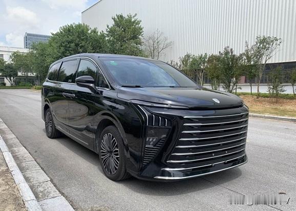 星海V9插电混动版本要来了。

动力方面，这台车型采用1.5排量的发动机，最大功