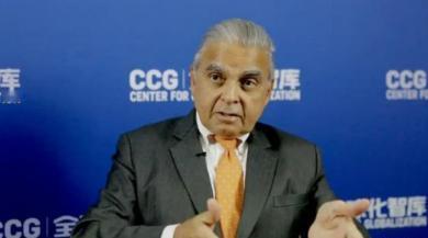 新加坡外交官马凯硕曾警告过中国，说中国犯了一个很大的错误，就是冷落了美国的商界，