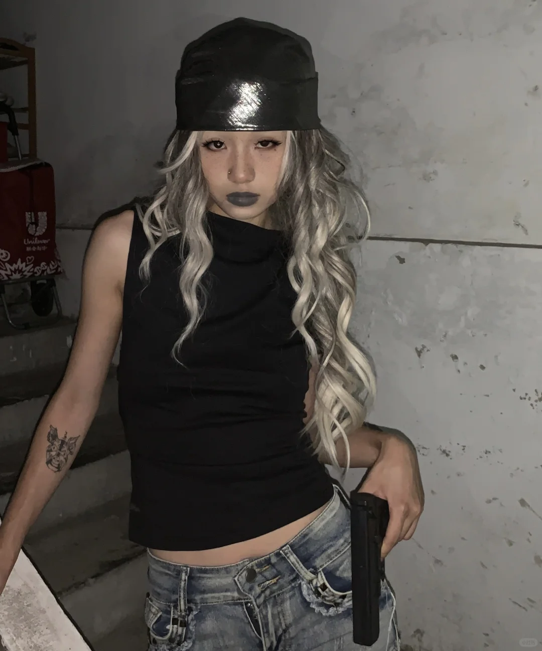 接触了亚比圈子就发现这群人真的很无聊每天发点不明所以的照片以及没有营养...