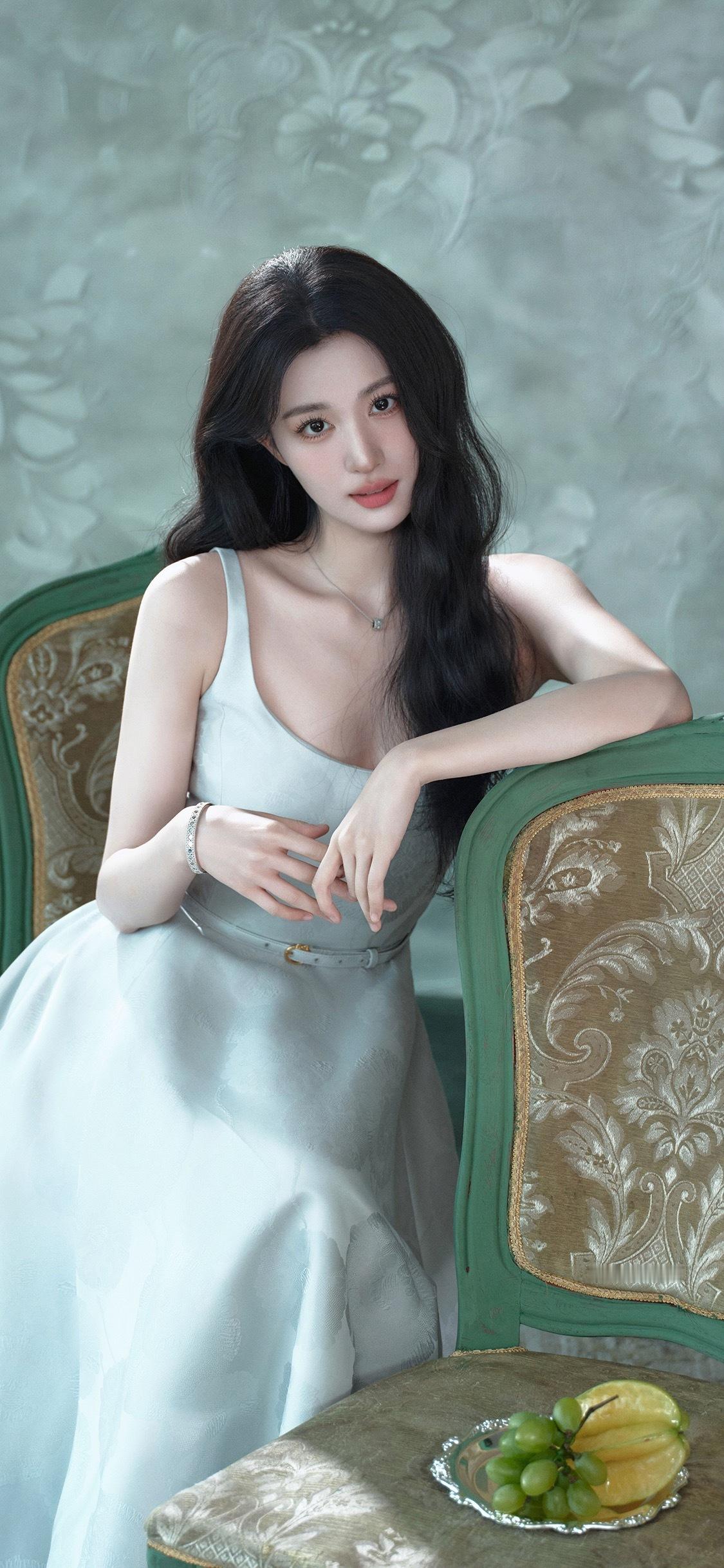 壁纸明星壁纸 今日份女明星壁纸分享徐若晗｜刘亦菲｜张婧仪李沁｜王楚然｜李兰迪刘诗
