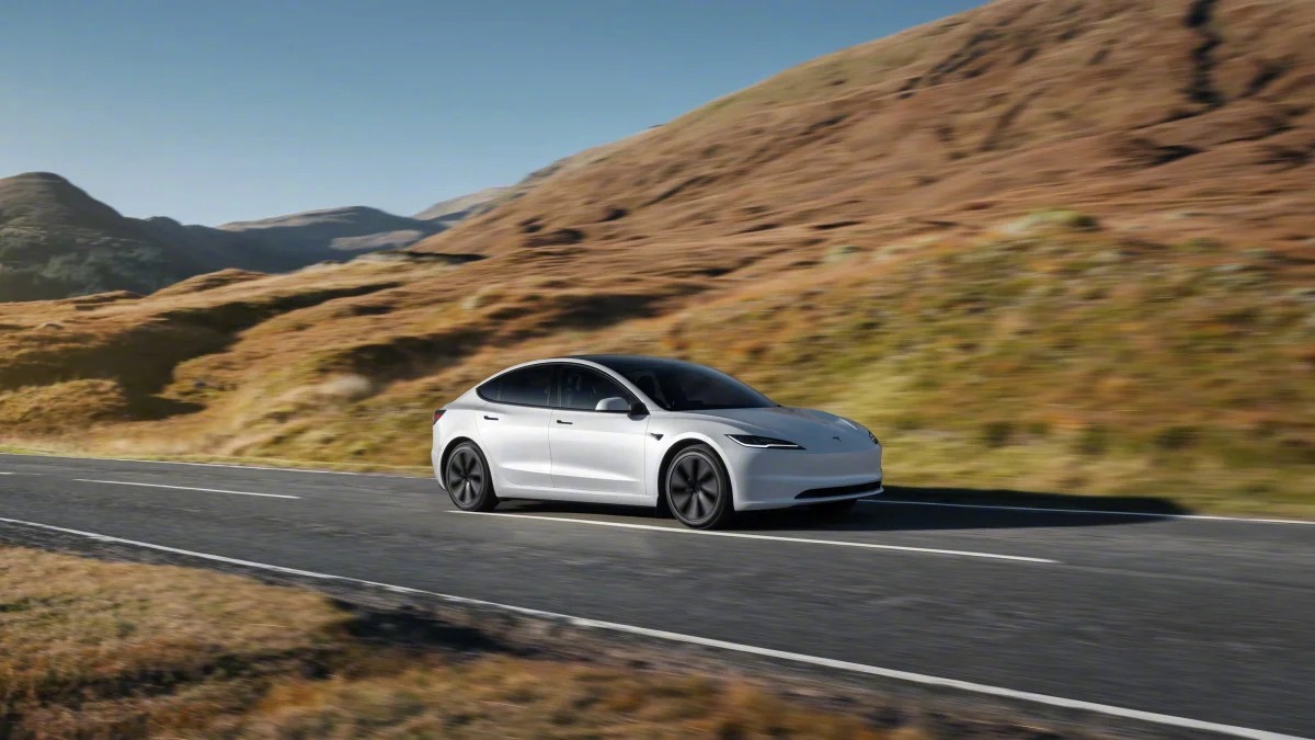 【特斯拉欧洲入门版 Model 3 更换新轮胎，续航提升 38 公里至 572 